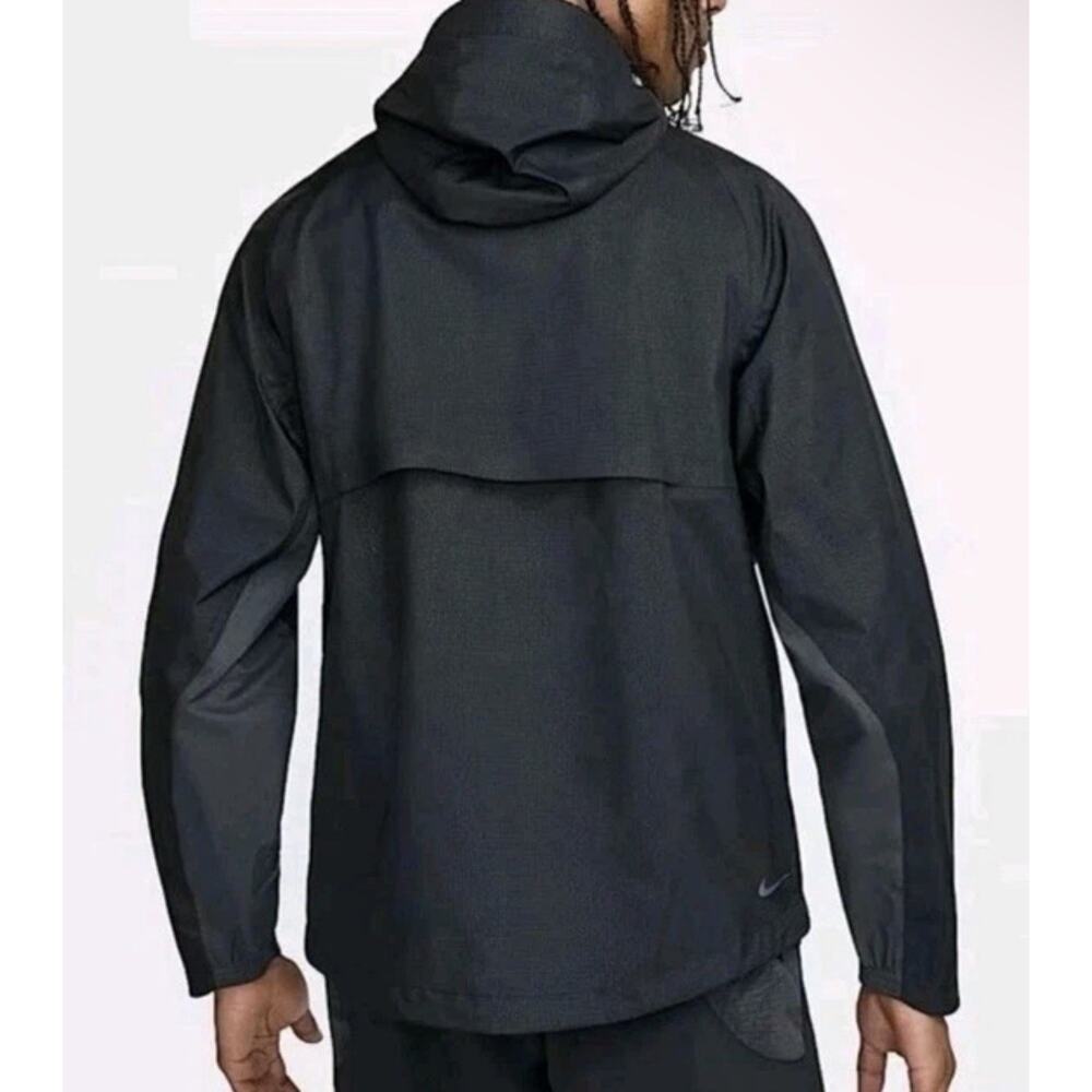 Nike MEDIUM Storm FIT ADV Jacket Cosmic Peaks Black FZ1084-010 Nwt Mens - Picture 2 of 6